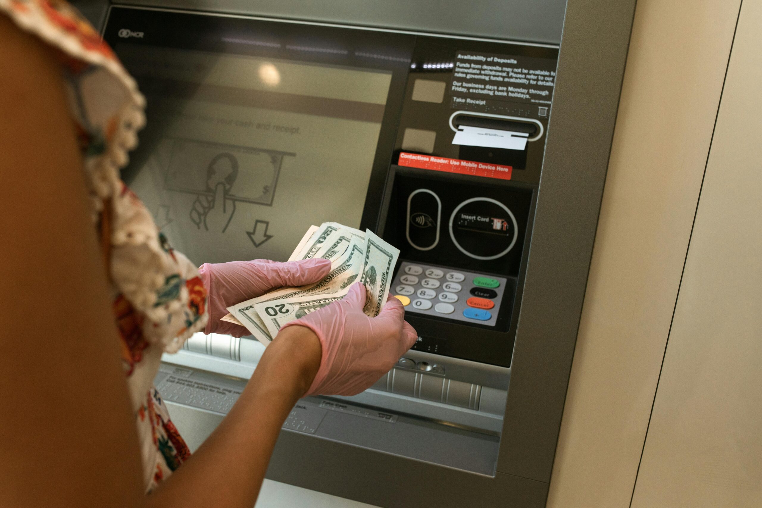 How to Withdraw Funds from Crypto Bar Safely
